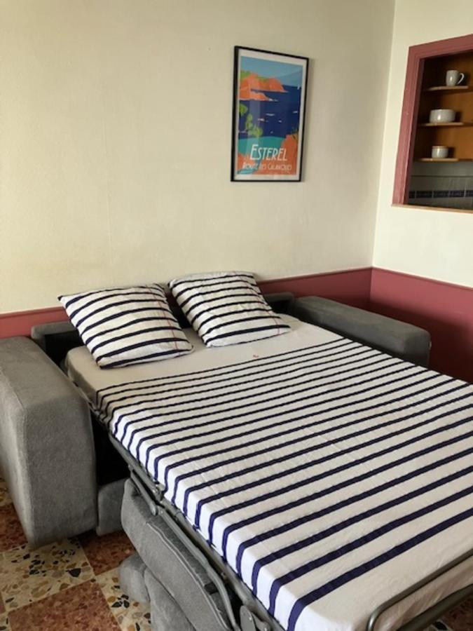 Studio 29 M With Terrace And View On The Beach 昂蒂布 外观 照片